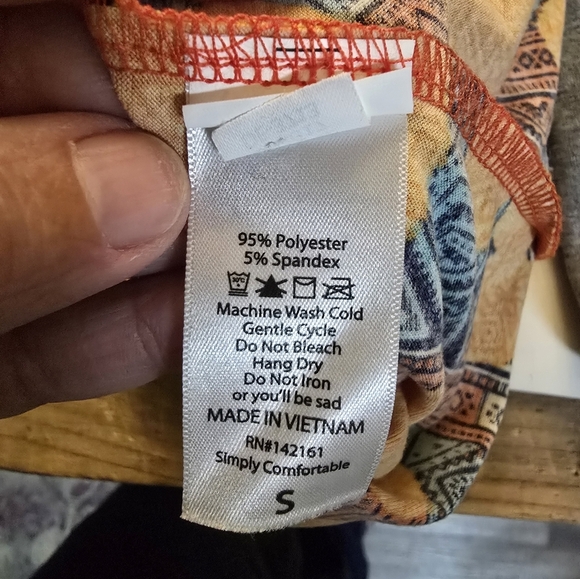 LuLaRoe Disney Randy Mickey Mouse Ears Shirt Sz S - Picture 4 of 5